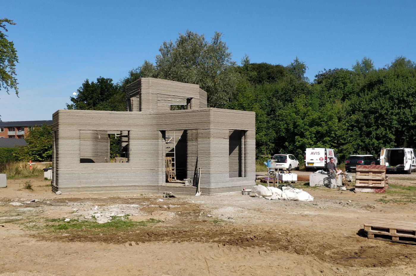 Completed 3D printed concrete structure by 3DCP Group