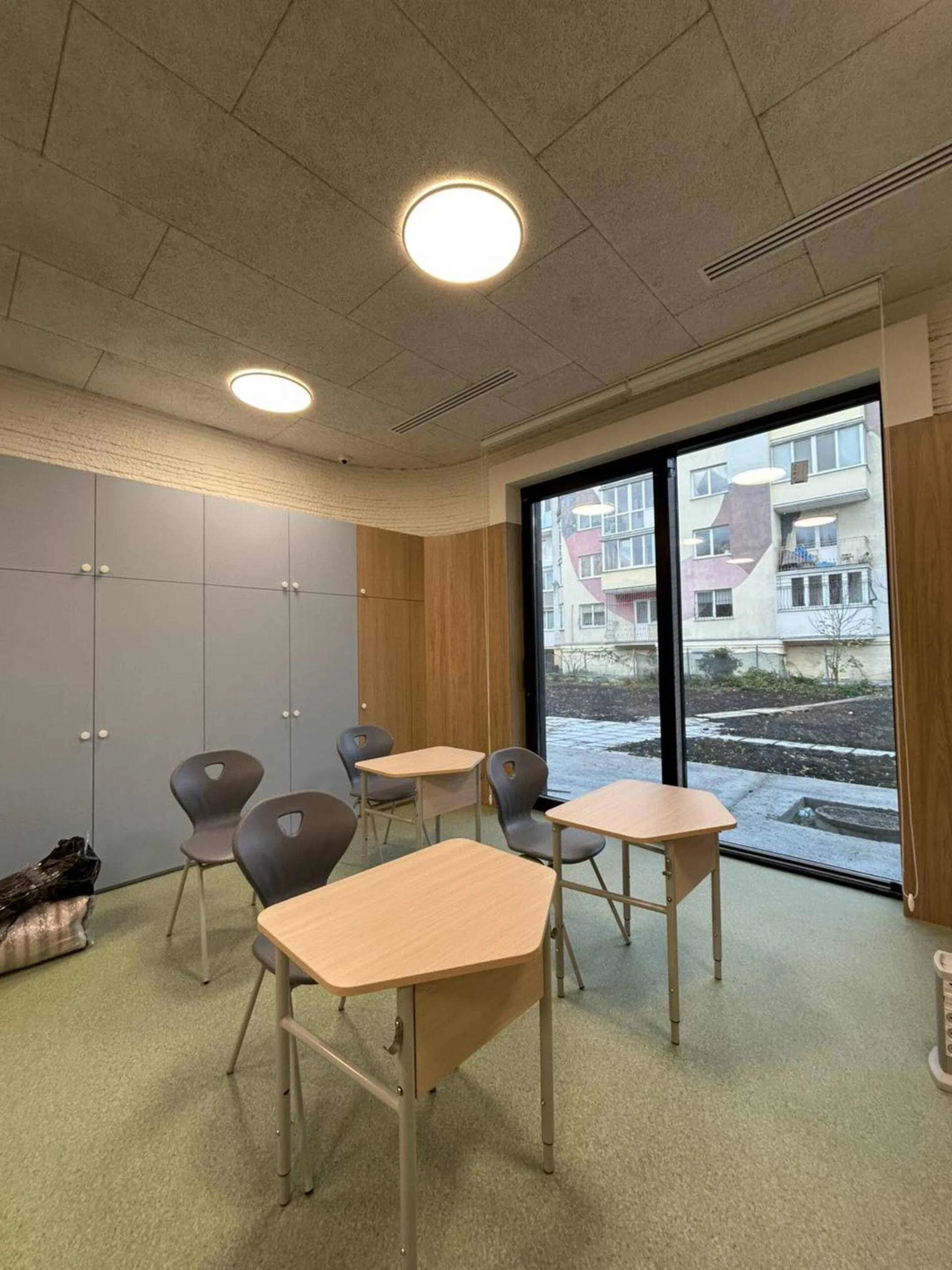 Image number 2 of HIVE